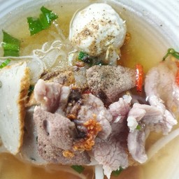 ก๋วยเตี๋ยวหมูน้ำใส