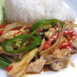 ข้าวผัดพริกไก่