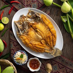 ปลากะพงทอดน้ำปลา