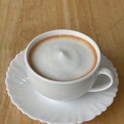 ชาไทย พรีเมียม ร้อน