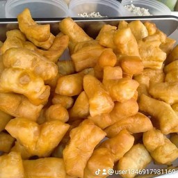 ปาท่องโก๋