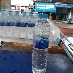 น้ำเปล่าขวดเล็ก