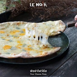 พิซซ่าโฟส์ชีส (Four Cheese Pizza)
