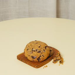 Dark chocolate cookie