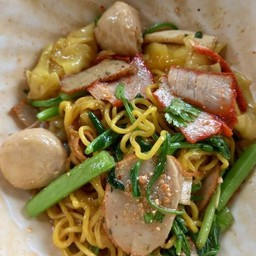 เตี๋ยวเเห้งจืด (ไม่ใส่พริก) เเต่ครบรส