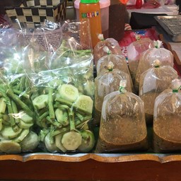 น้ำพริกปลาทูโคราชชุดผัก