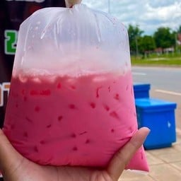 เย็นชา ณิชากาแฟ