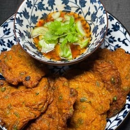 ลิ้มรส อาหารใต้ พระราม9