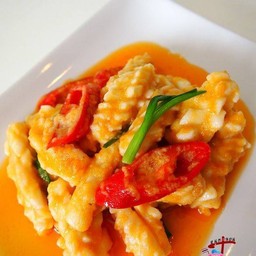 หมึกผัดไข่เค็ม เป็นกับ