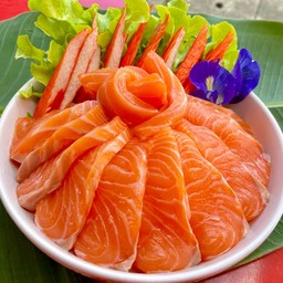 แซลมอนซาซิมิ(แซลมอน+ปูอัด)