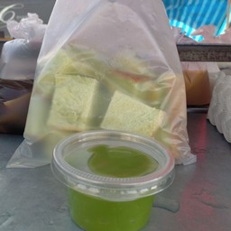 ขนมปังสังขยา