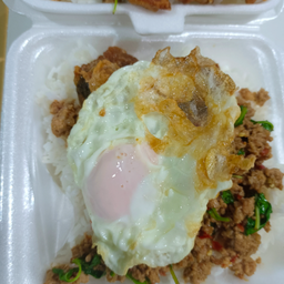 คะน้าแหนม