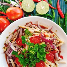 ยำไข่แดงเค็ม