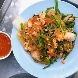 สุกี้แห้ง