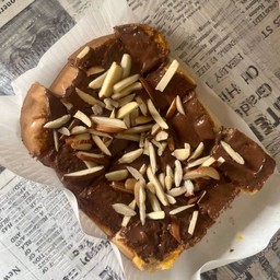 ชานม-ขนมปัง-อาหาร(เสนาวิลเลจ)