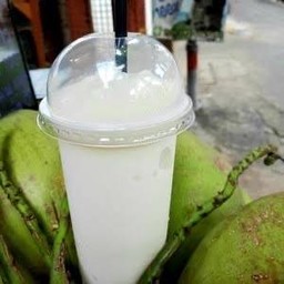 นมวัวสดปั่น