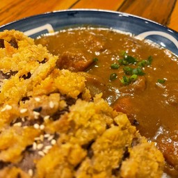 ข้าวแกงกะหรี่ญี่ปุ่น&เนื้อทงคัตสึ