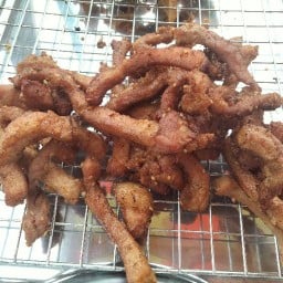 ปังหลุม(ร้านเอกหมูทอด) กาดน้ำทอง