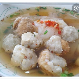 ก๋วยเตี๋ยวลูกชิ้นแคระXL