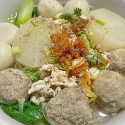ก๋วยเตี๋ยวหมู สูตรวังหลัง โอชา สาขา2