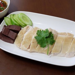 ไก่สับจานกลาง