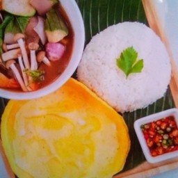 [ร้านไข่เจียวทรงเครื่อง] ข้าวไข่เจียว + แกงเลียง