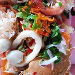 ยำรวมมิตรทะเล