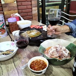 หมูกะทะคุณแพร