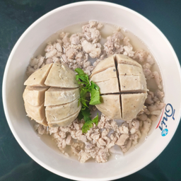 น้ำใสบึ้มบึ้ม