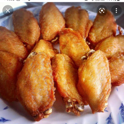ปีกกลางไก่ทอด