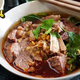 เกาเหลาเนื้อรวมน้ำตก