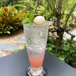 ลิ้นจี่โซดา LYCHEE SODA