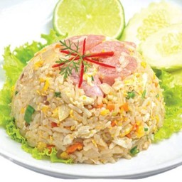 ข้าวผัดแหนม