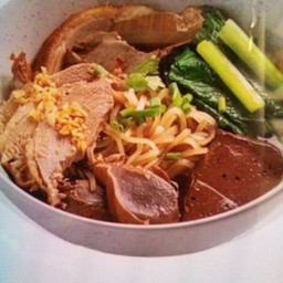 [ร้านเป็ดพะโล้แต๊จิ๋ว] ก๋วยเตี๋ยวเป็ด