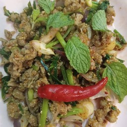 ลาบเนื้อคั่วสุก