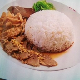 [ร้านเป็ดพะโล้แต๊จิ๋ว] ข้าวหน้าเป็ด