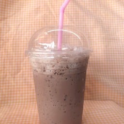 เจ๊เอ๋ ก๋วยเตี๋ยวหมูเย็นตาโฟ(หน้าวัดทองพุ่มพวง)