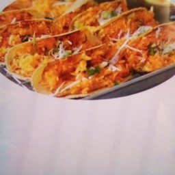 [ร้านศิริประภาขนมเบื้อง] ขนมเบื้อง ไส้เค็ม 4 ชิ้น