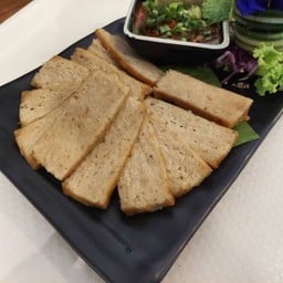 คอหมูย่างน้ำจิ้มแจ่วเจ