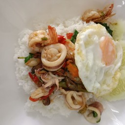 กะเพราทะเล(ราดข้าว)