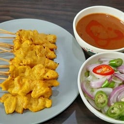 หมูสะเต๊ะใหญ่