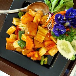 ผัดเปรี้ยวหวาน