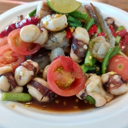 เกาเหลาปลาหมึก