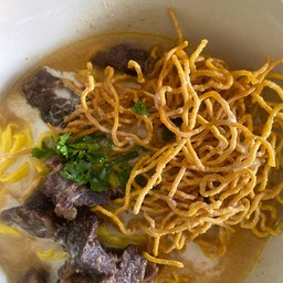ข้าวซอยเนื้อตุ๋น