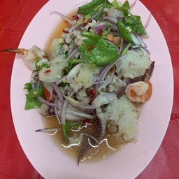 ยำเห็ดหูหนูขาว