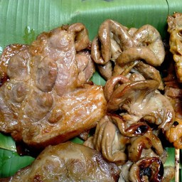 คอหมูย่างจิ้มแจ่ว