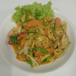 ผัดผงกะหรี่(กับข้าว)