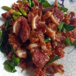 ก้อยขมเนื้อ
