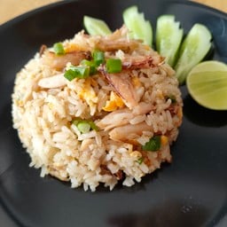 ยายเมย์ ทอดระเบิด มิตมงคล888