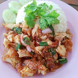 ข้าวยำไก่แซ่บ